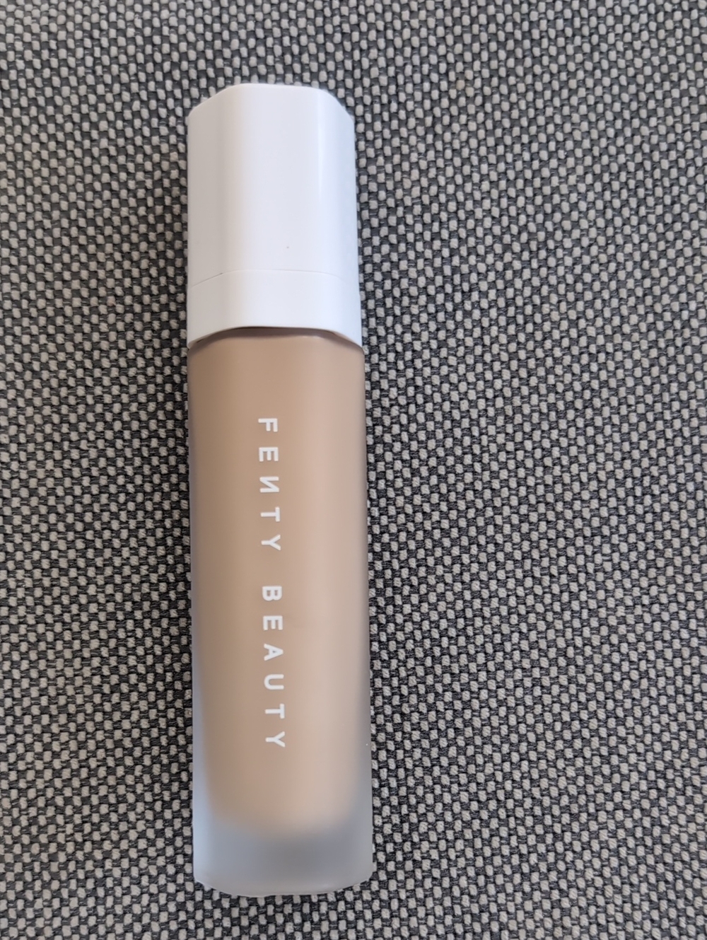 Fenty Soft Lit Hydrating Foundation - 290